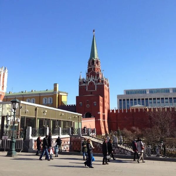 Кассы московского кремля фото Photos at Кассы музеев Московского Кремля - Хамовники - Александровский сад