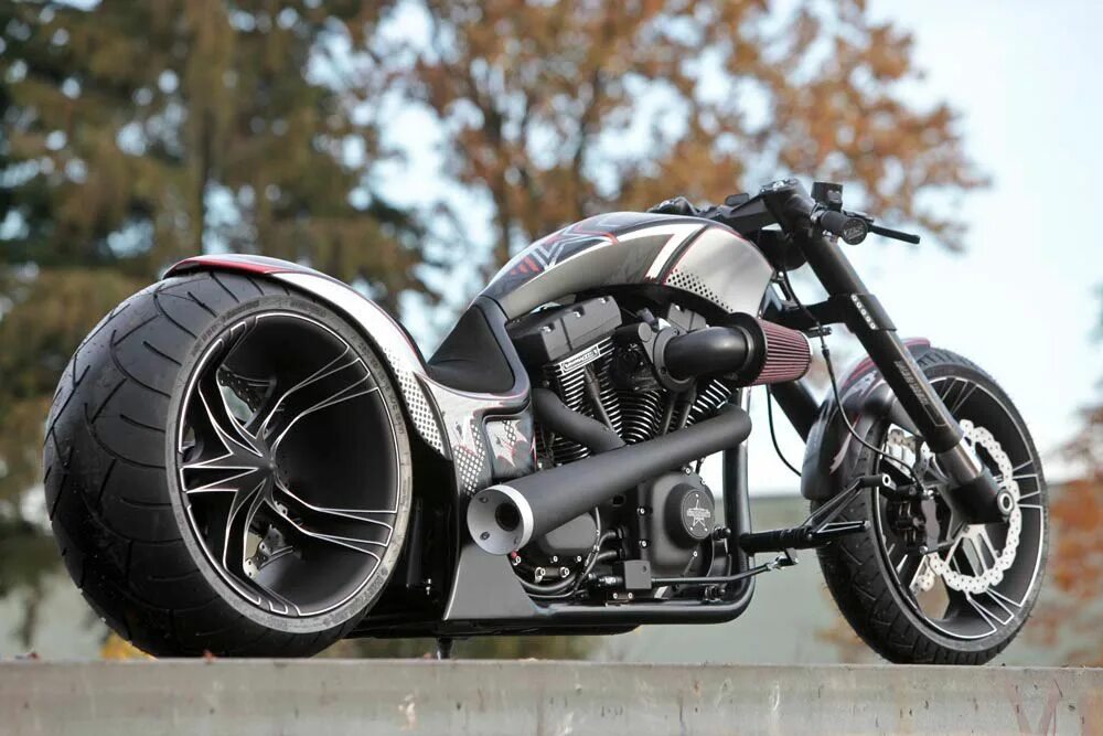 Кастомайзинг мотоциклов фото Thunderbike RS-R * Dragster Custombike mit H-D Twin Cam Motor Fahrräder sonderan