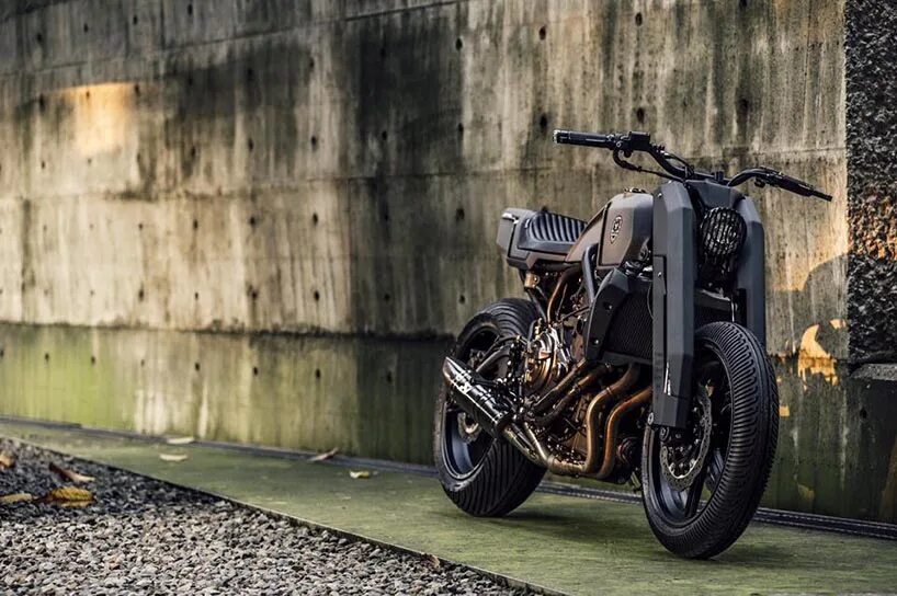 Кастомные мотоциклы фото rough crafts onyx blade motorcycle is striking and stealthy