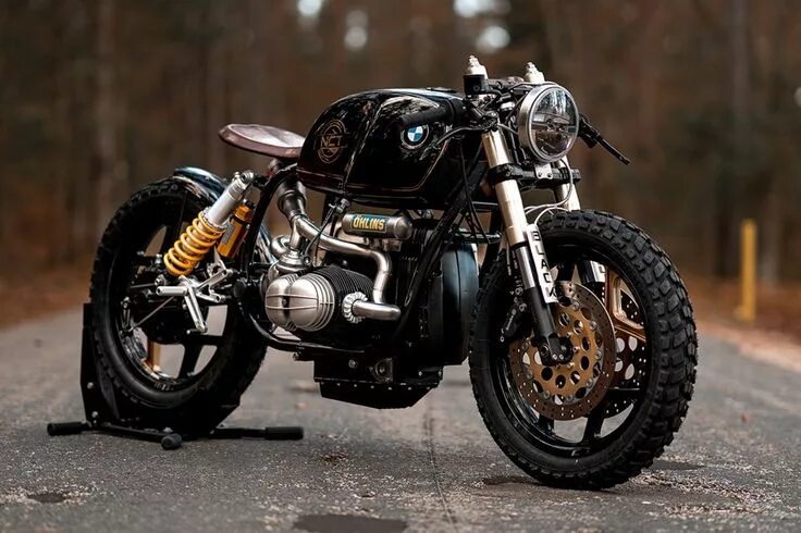 Кастомные мотоциклы фото National Custom Tech: кастом BMW R100RT Black Stallion #28 Bmw cafe racer, Custo