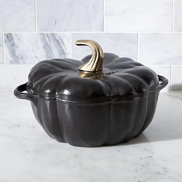 Кастрюли в виде тыквы фото 3.5qt Zwarte Gietijzeren Pompoen Cocotte/braadpan - Buy Pompoen Braadpan,Pompoen