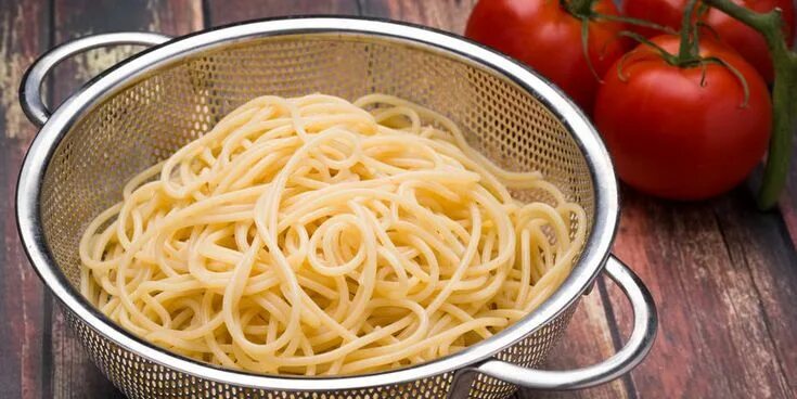 Кастрюля с лапшой фото Tésztafőzés kisokos How to cook pasta, Food, Drying pasta