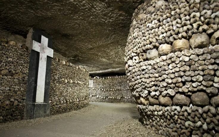 Катакомбы парижа история фото 20 Seriously Weird Places Around The World Most haunted places, Catacombs, Haunt