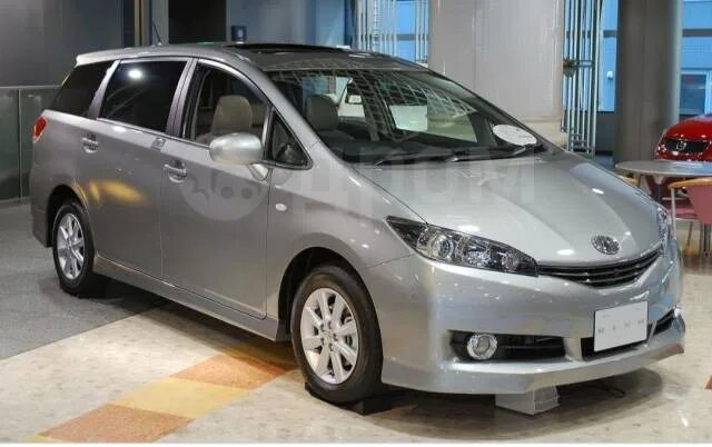 Каталог автомобилей тойота с фото Купить Подкрылок левый Toyota Wish 09-17г в Улан-Удэ по цене: 2 600 ₽ - частное 