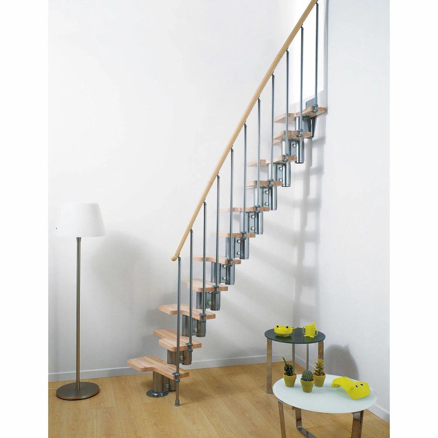 Каталог лестниц леруа мерлен фото цены Garde-corps mini line chrome/bois clair 500 € Stairs for small spaces, Spiral st