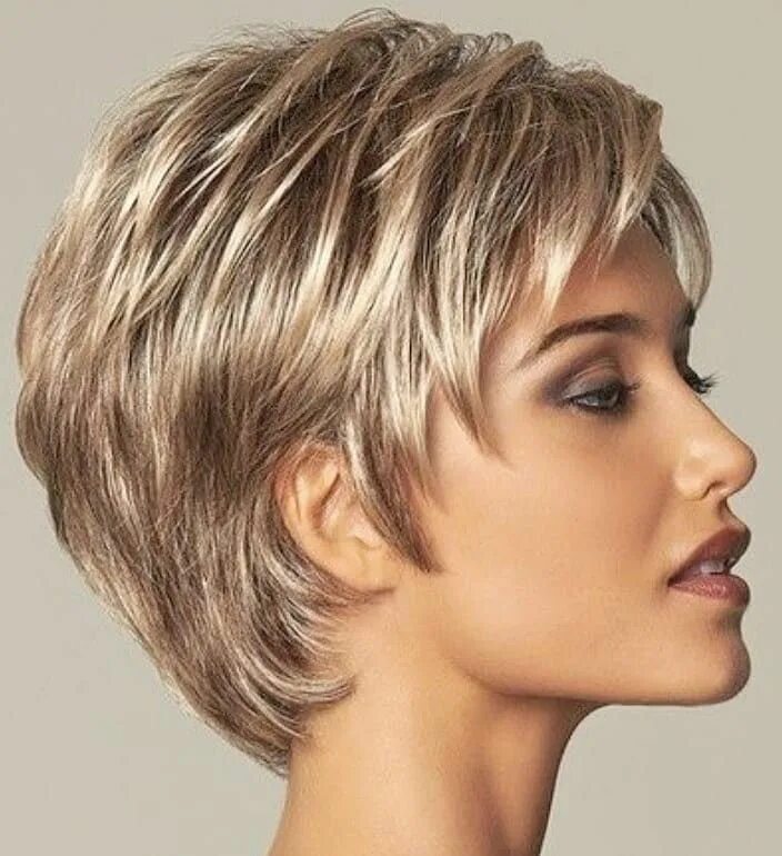 Каталог стрижек женских на короткие Красивые прически, стрижки - Фото OK.RU Short hair cuts, Thick hair styles, Shor