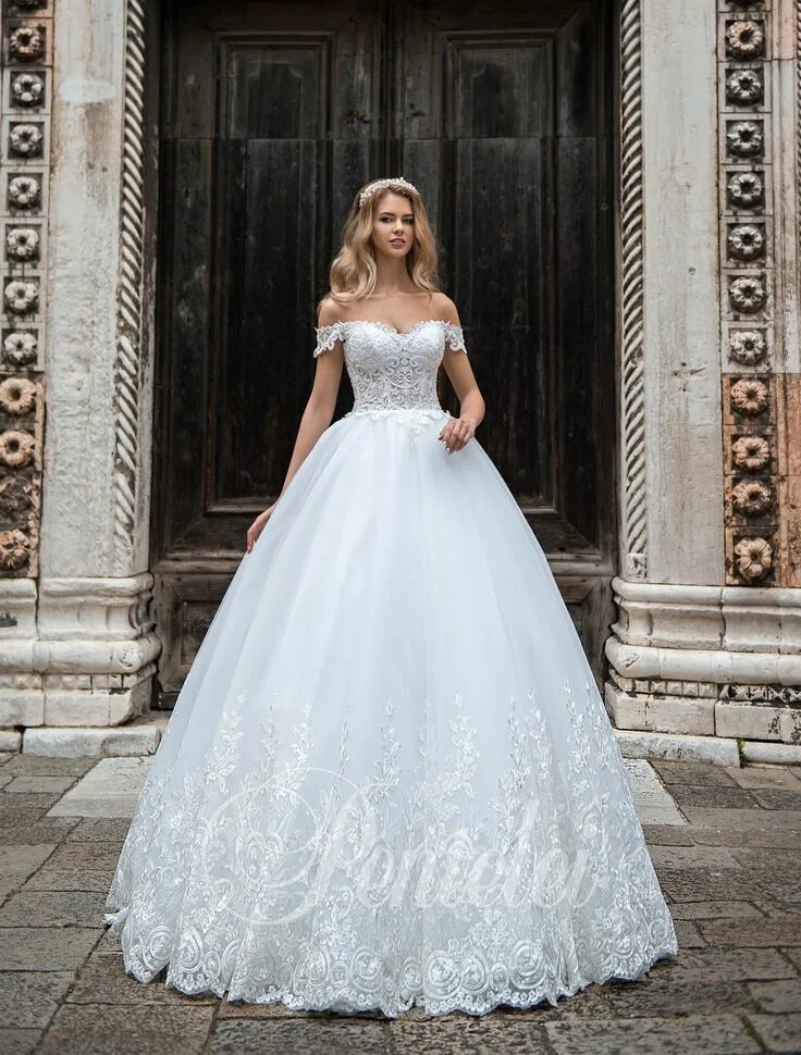 Каталог свадебных платьев фото Pin oleh Vanda Desiree di ♥ Wedding dresses ♥