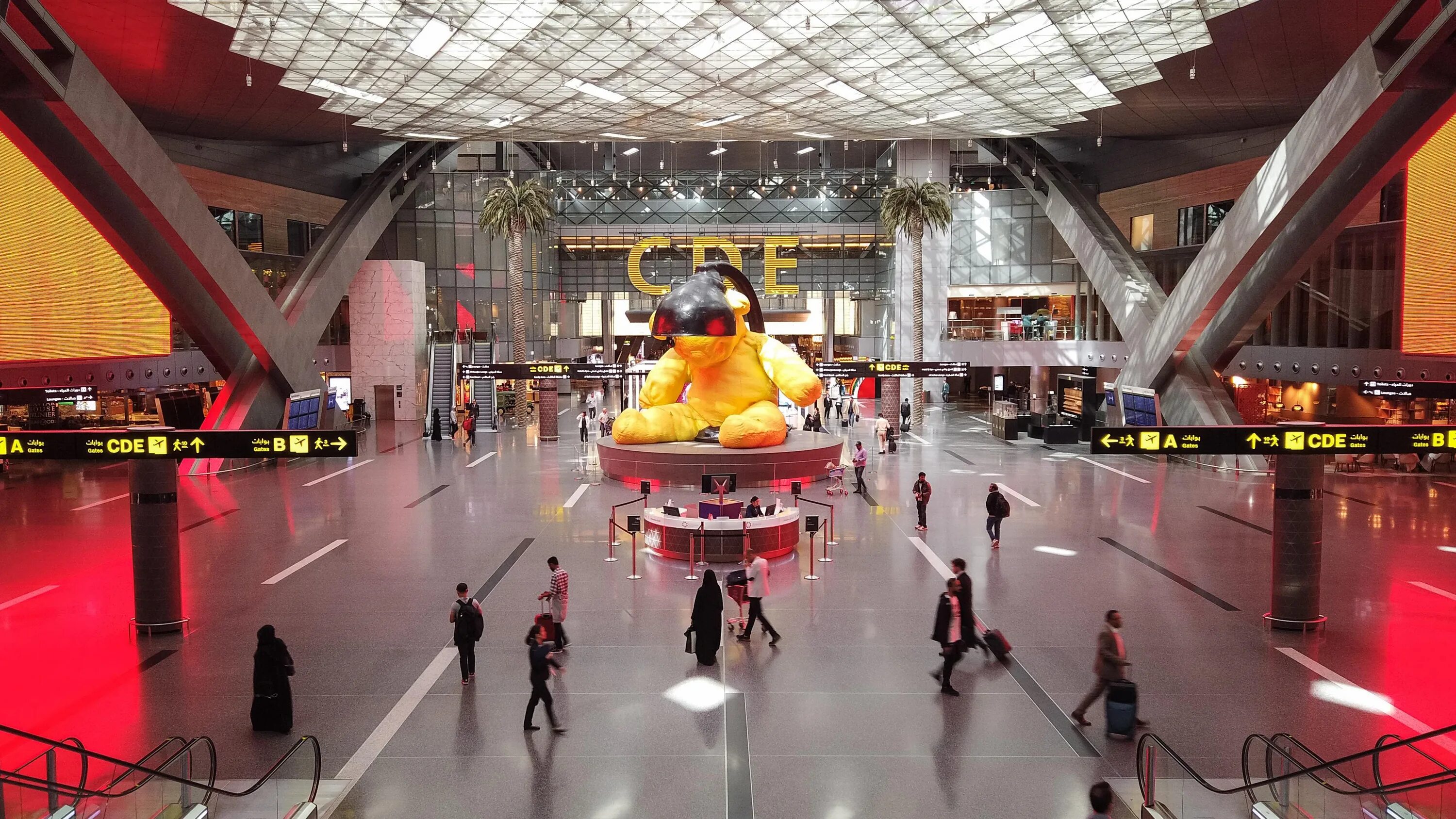 Катар аэропорт фото Qatar's Hamad International Named Best Airport In World