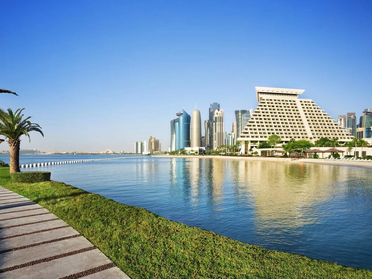 Катар море фото Отель Sheraton Grand Doha Resort & Convention Hotel 5*, Катар, Доха - описание, 