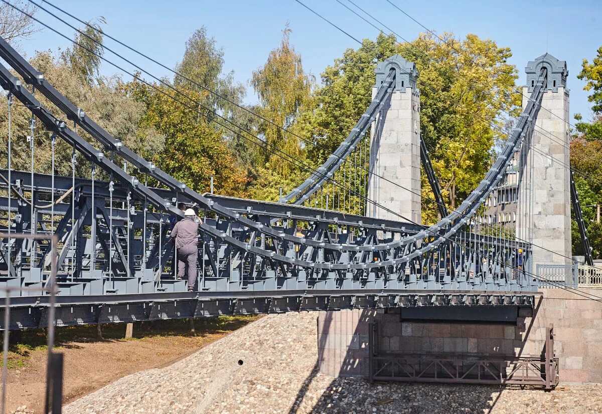 Катька дыминская мосты фото Реставрация омолодила уникальные цепные мосты в Острове