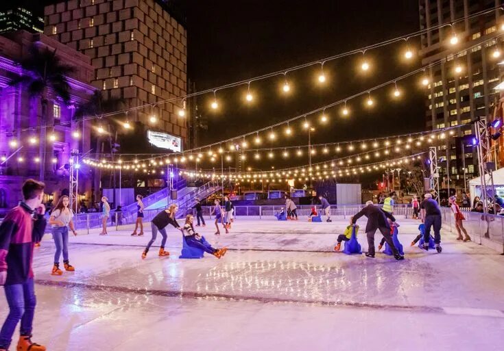 Катка катька фото мосты Melbourne Is Getting Two Pop-Up Ice-Skating Rinks for Winter Ice skating rink, I