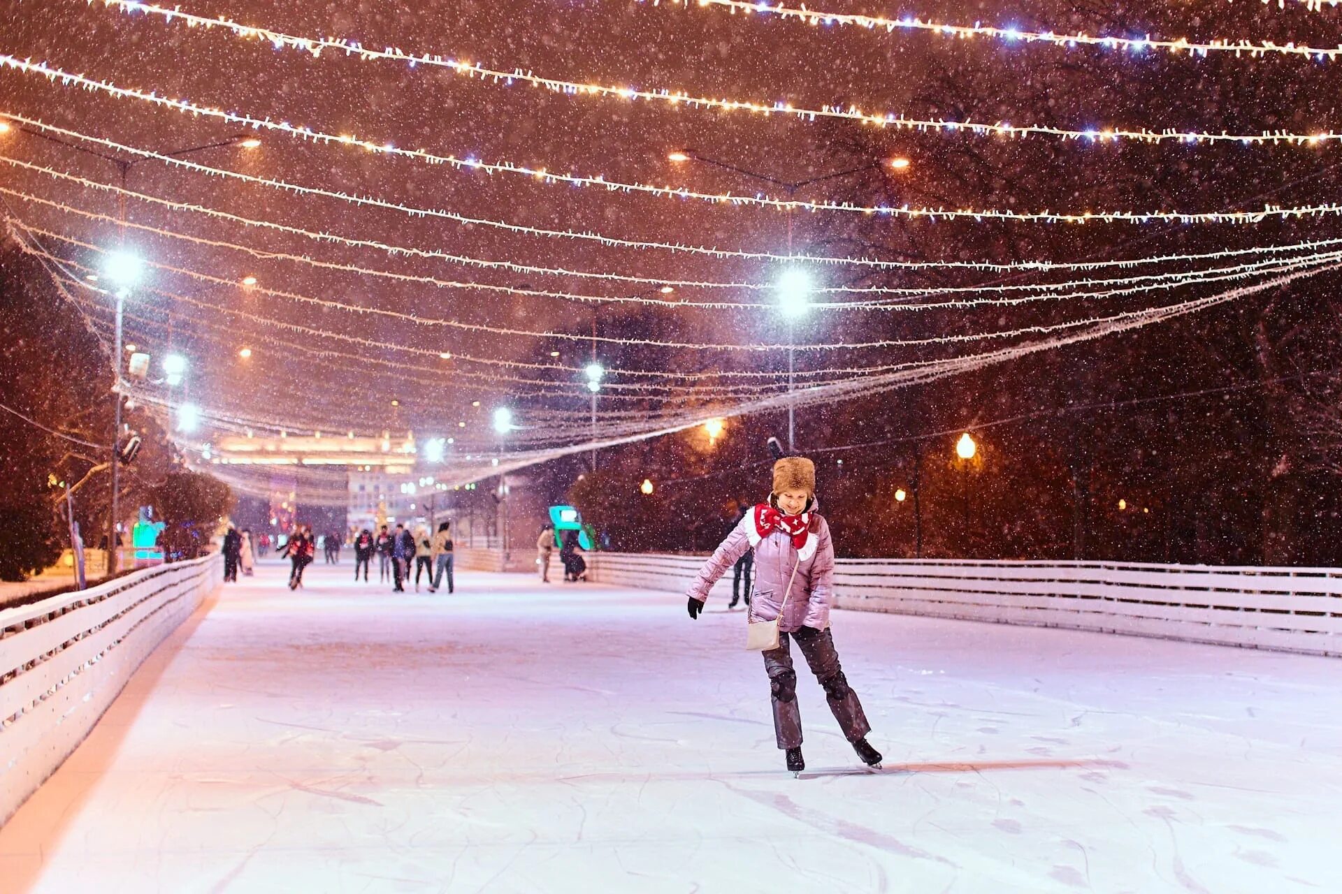 Каток горького фото Каток в Парке Горького, Москва - Афиша