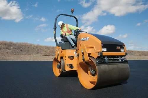 Каток машина фото CASE Construction Equipment DV36 Tandem Asphalt Rollers Heavy Equipment Guide