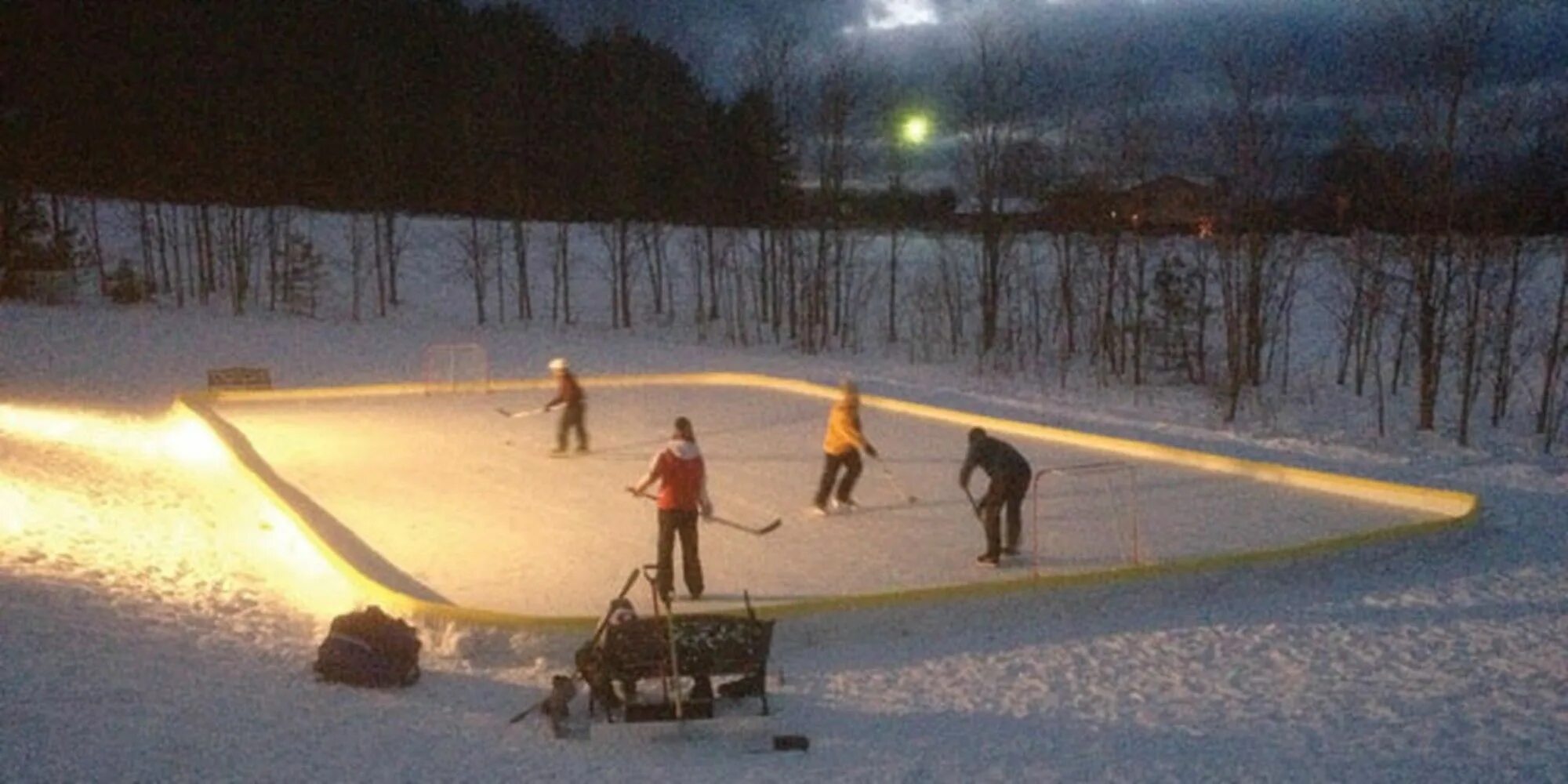 Каток на даче своими руками An Easier-Than-You-Think Guide To Building Backyard Ice Rinks Backyard ice rink,