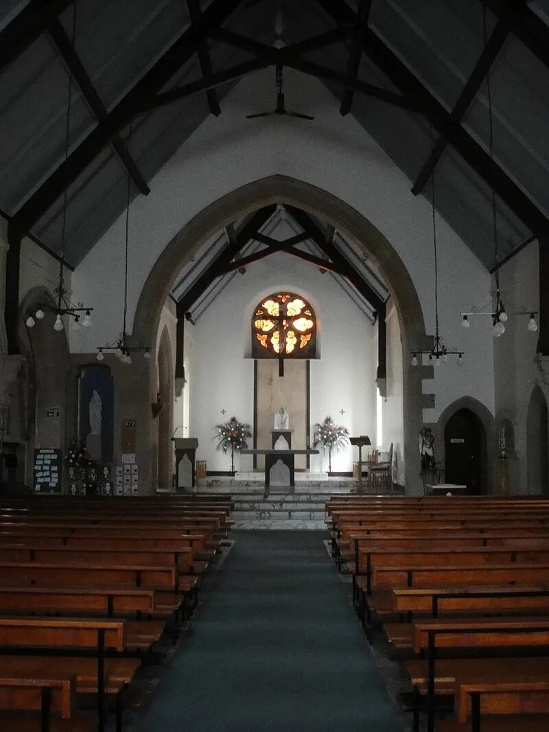 Католический храм внутри фото File:Interior of St Michael's catholic church Linlithglow.jpg - Wikipedia