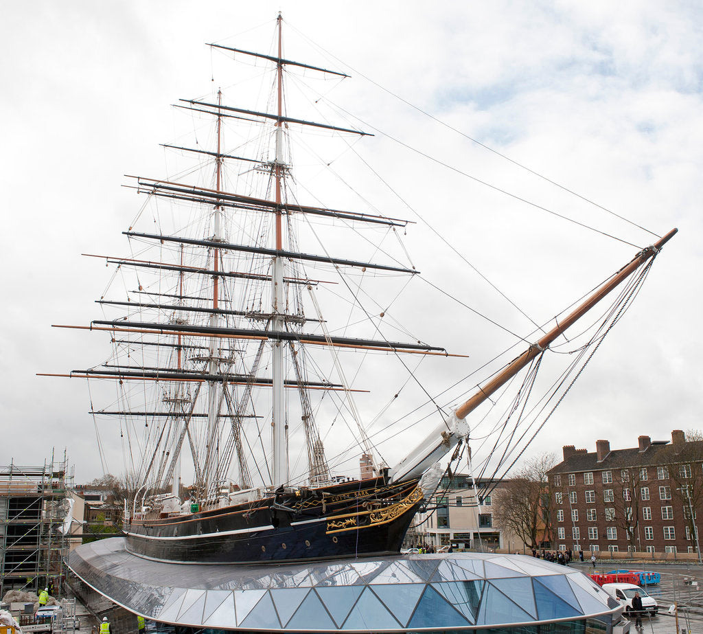 Катти сарк пролетарская площадь 2 фото Refurbished clipper 'Cutty Sark' (1869), re-opened 25 April 2012 posters & print