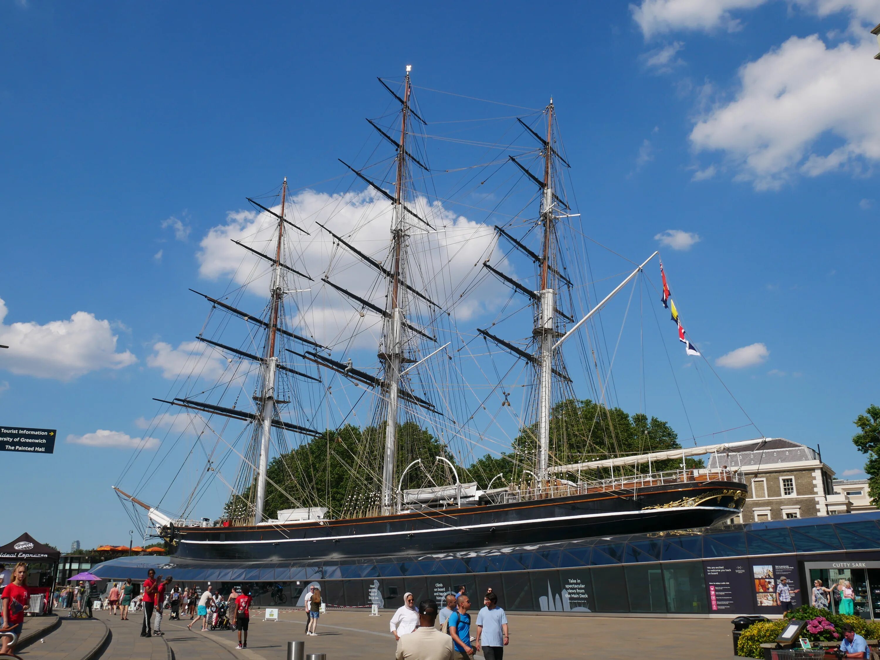 Катти сарк пролетарская площадь 2 фото File:Southwest View of the Cutty Sark in Greenwich.jpg - Wikimedia Commons