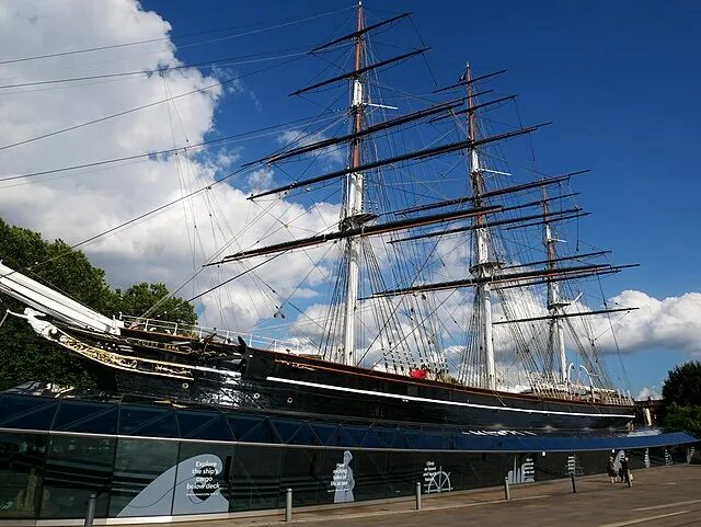 Катти сарк пролетарская площадь 2 фото File:Northwest View of the Cutty Sark in Greenwich (01).jpg - Wikimedia Commons