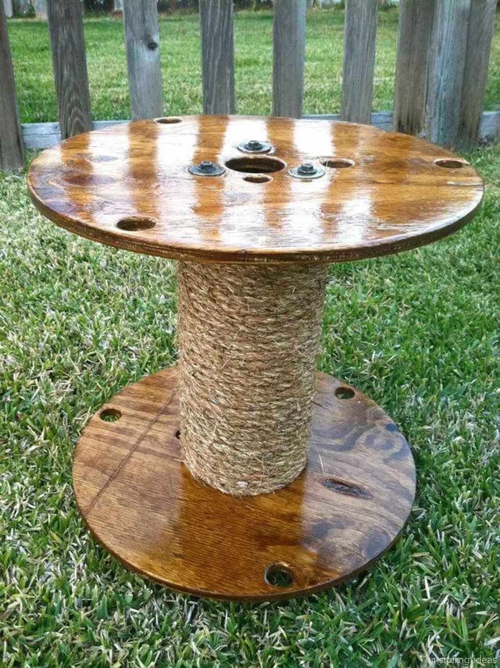 Катушка на даче своими руками 36 DIY Upcycled Spool Project Ideas for Outdoor Furniture Spool tables, Wooden s