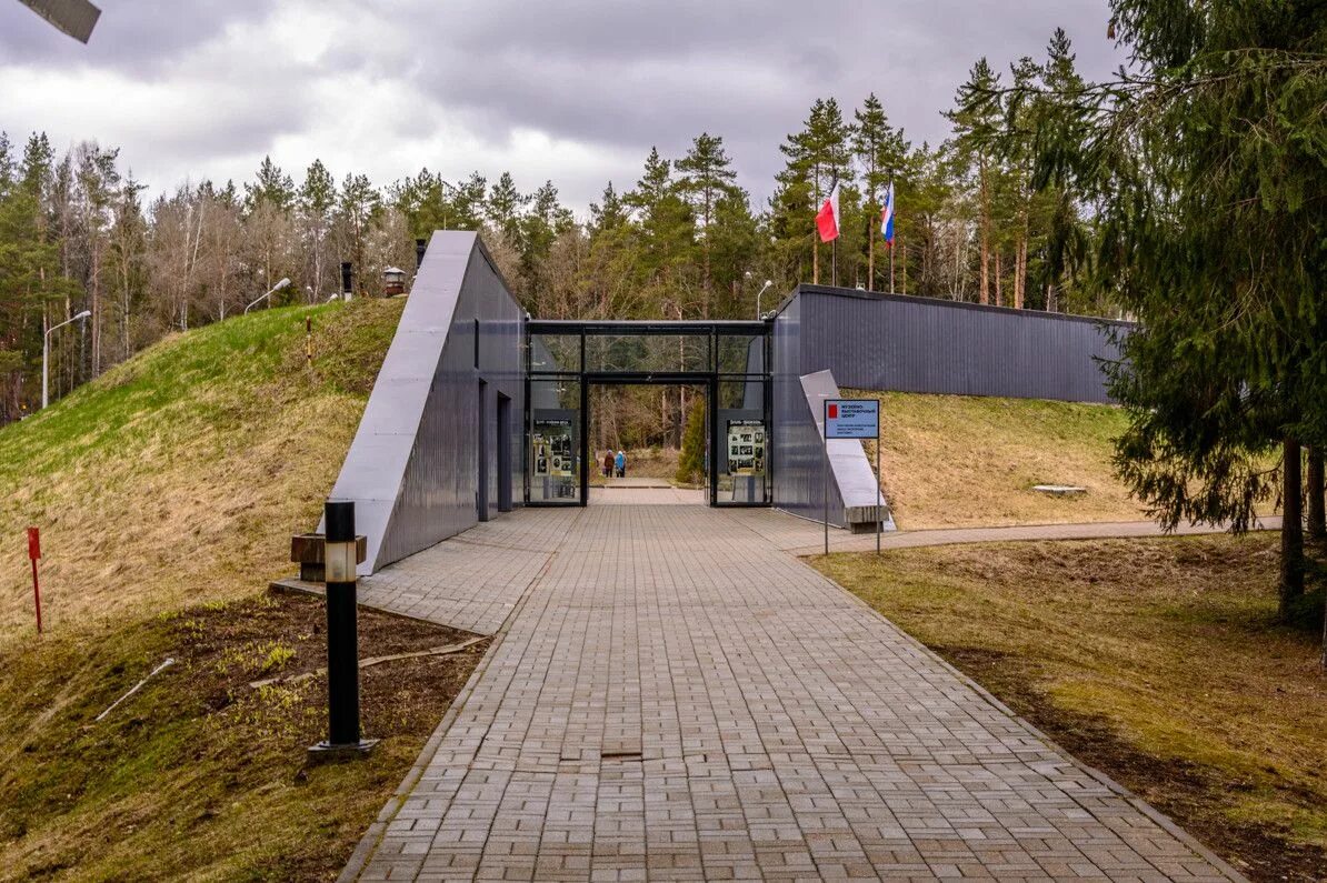 Катынь фото в смоленске Мемориальный Комплекс Катынь. Россия, Катынь село