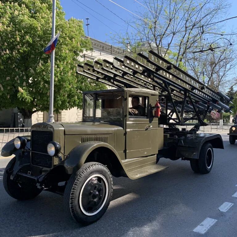 Катюша военная техника фото Техника времен ВОВ примет участие в параде Победы в Севастополе