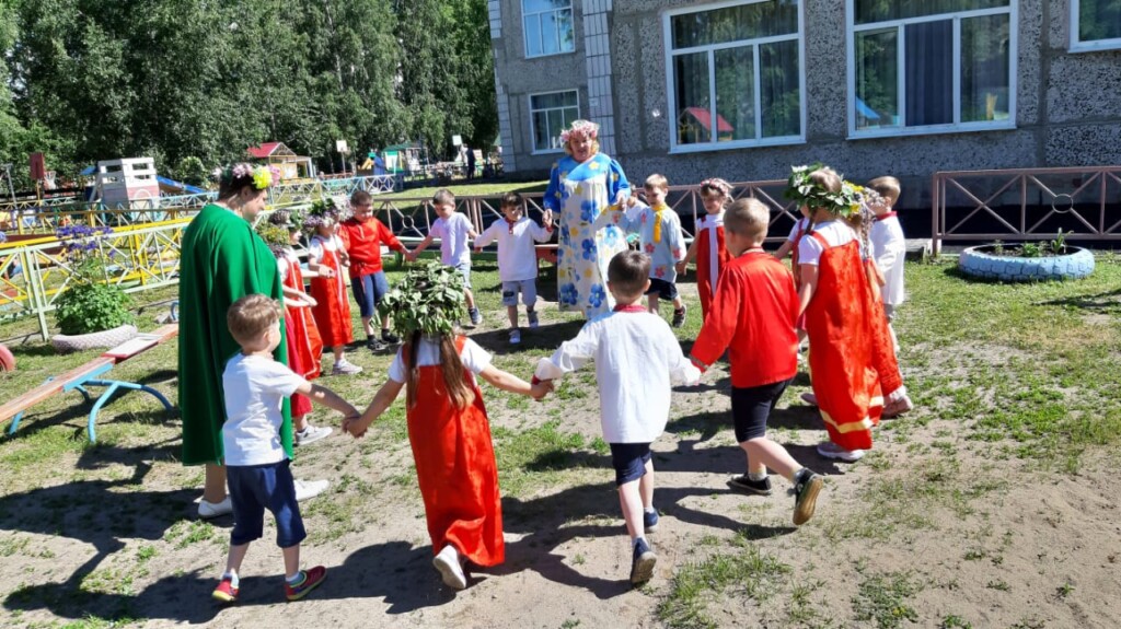 Катюшин садик 14 село трубино фото В детском саду № 14 г. Колпашево прошел утренник, посвященный празднику Святой Т