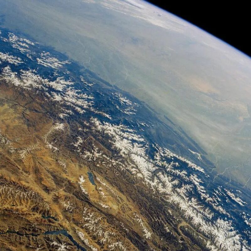 Кчр фото из космоса A Million Miles Away: The Most Stunning Shots Of The World From Space