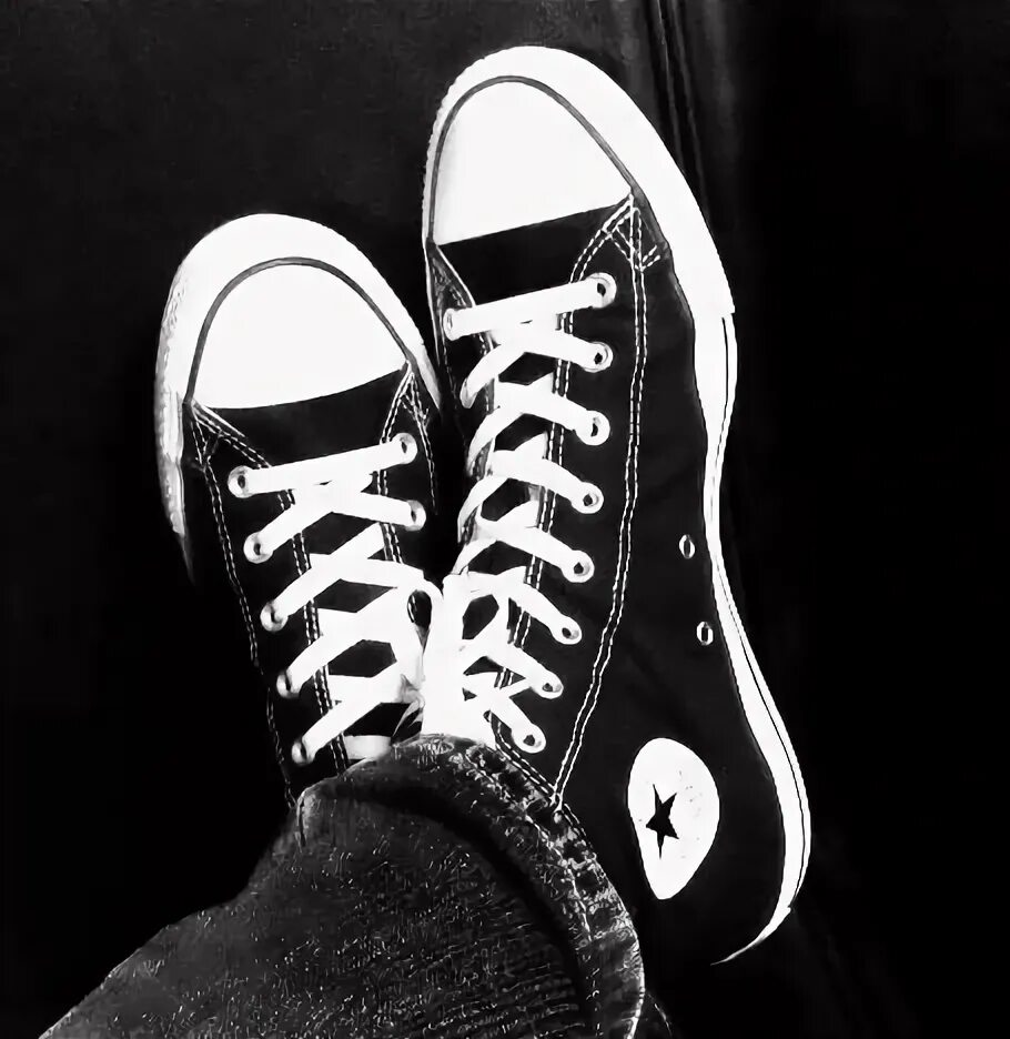 Кеды черно белое фото My black chucks Desenhos de sapatos, Tênis estampado, Tipos de sapatos