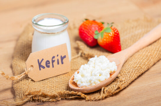 Кефир фото картинки Kefir Grains Изображения: просматривайте стоковые фотографии, векторные изображе