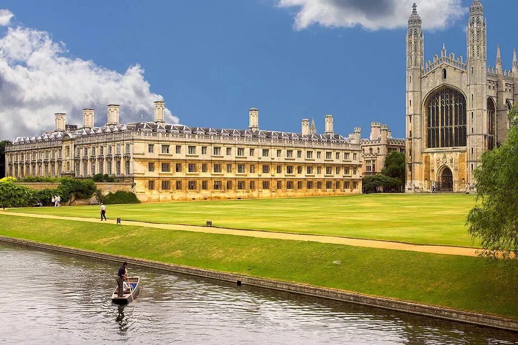 Кембриджский университет фото Oxford vs Cambridge: где учиться и где отдыхать студентам - StudyLab
