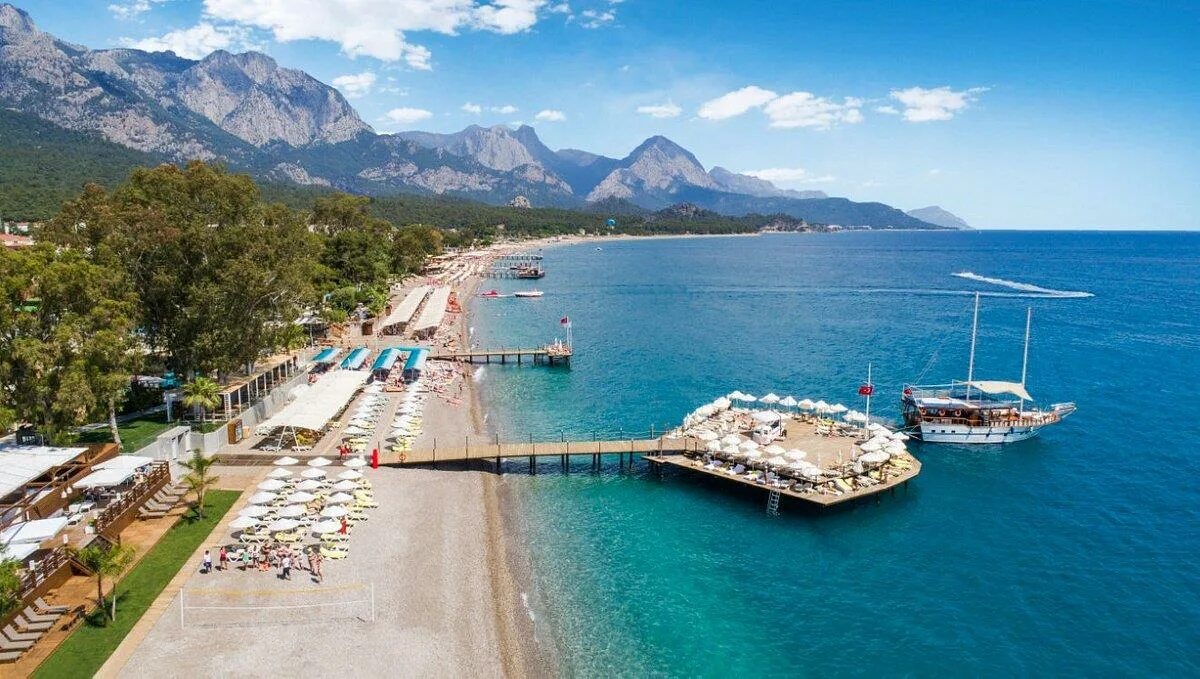 Кемер фото города Туры в отель DoubleTree by Hilton Antalya Kemer 5*, Кемер, Турция