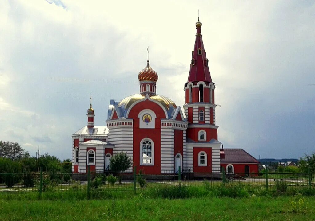 Кемерово храм фото Церковь Трифона Мученика в Металлплощадке, православный храм, Воскресенская ул.,