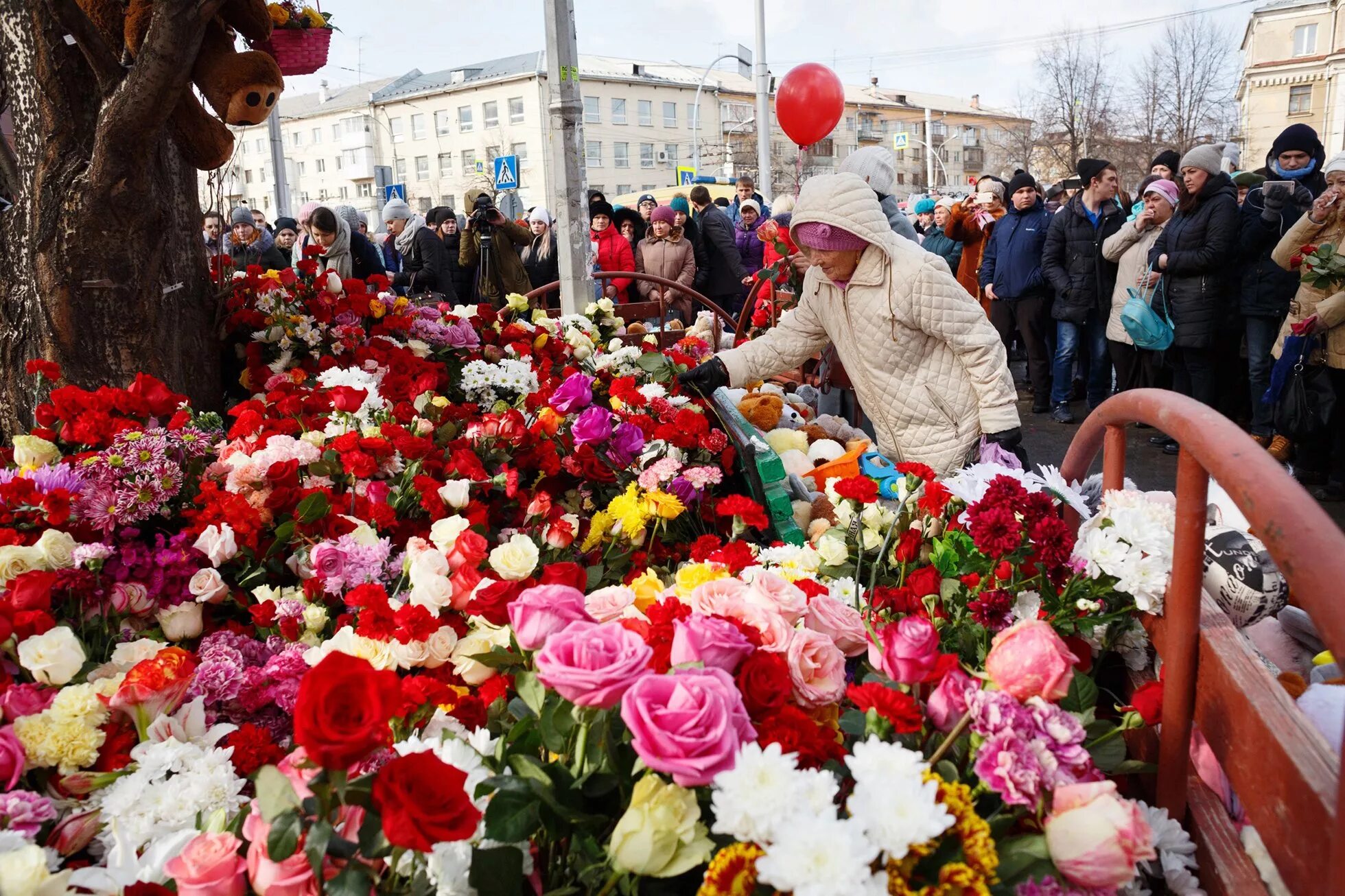 Кемерово погибло фото Общественная палата Москвы выражает глубокие соболезнования родным и близким пог