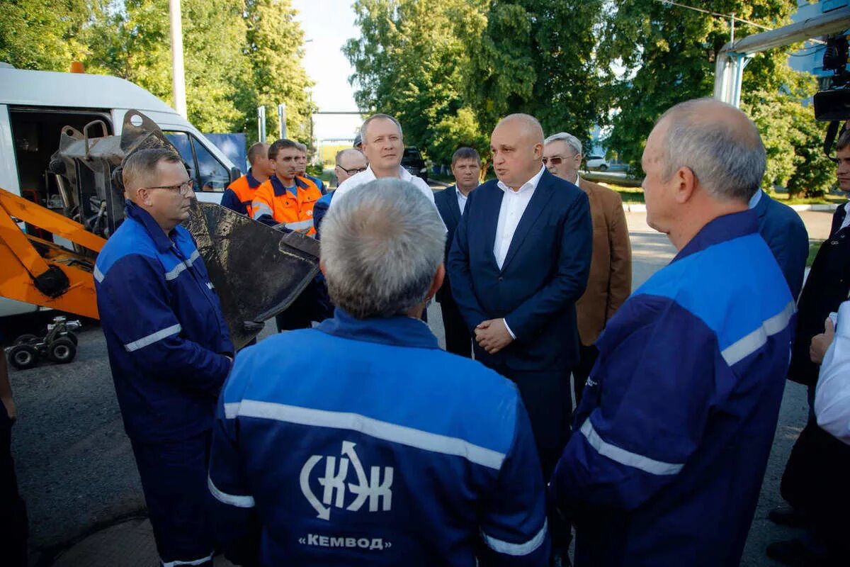 Кемвод ул кирова 11 фото Сергей Цивилев проверил Кемеровскую воду: она идеальна - МК Кузбасс