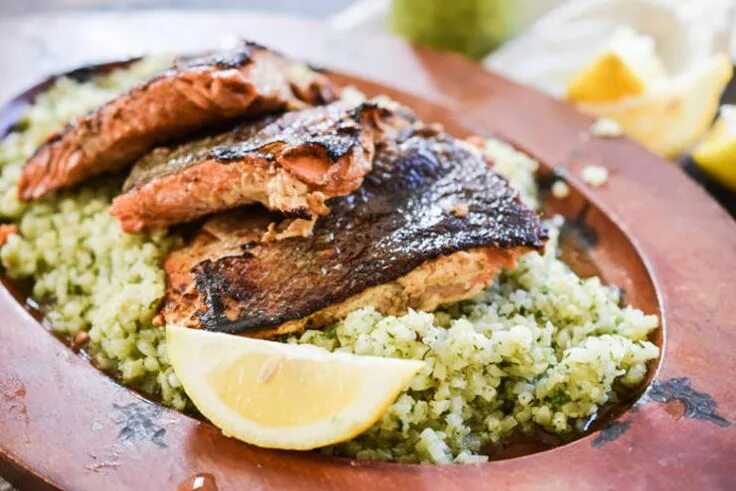 Кето блюда фото Crispy Skin Salmon with Pesto Cauliflower Rice - Perfect Keto Recipe Meals, Keto