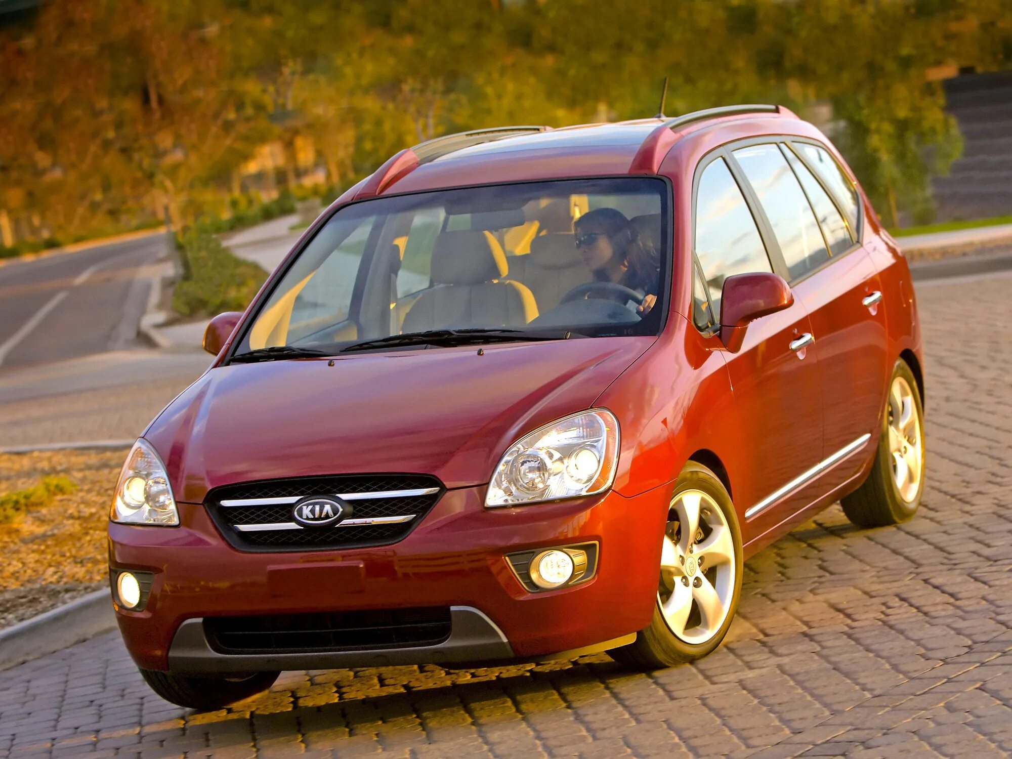 Киа 2007 фото Kia Rondo 1 поколение минивэн