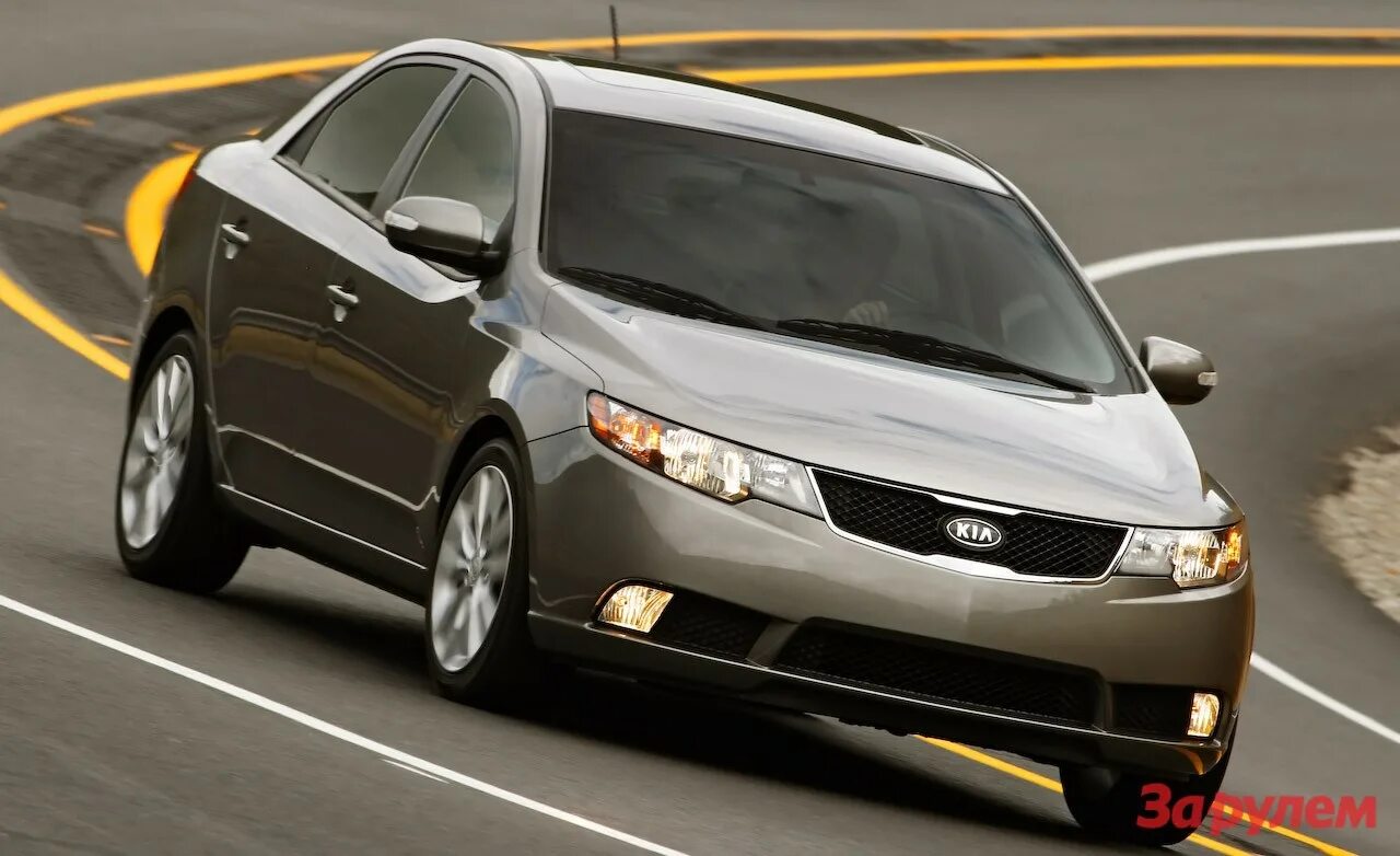 Киа 2010 фото Kia Forte получила высшую оценку безопасности в США