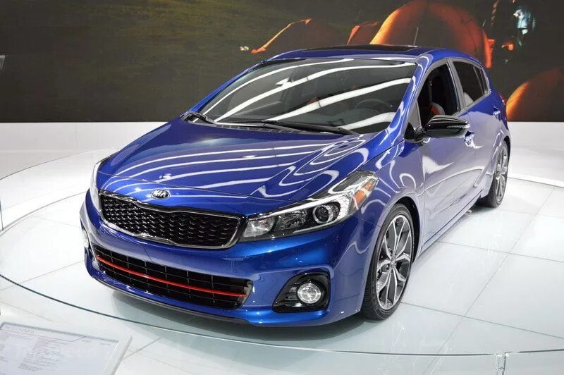 Киа 2017 новый кузов фото 2017 Kia Forte5 - Picture 661877 Kia, Kia forte, Hatchback cars