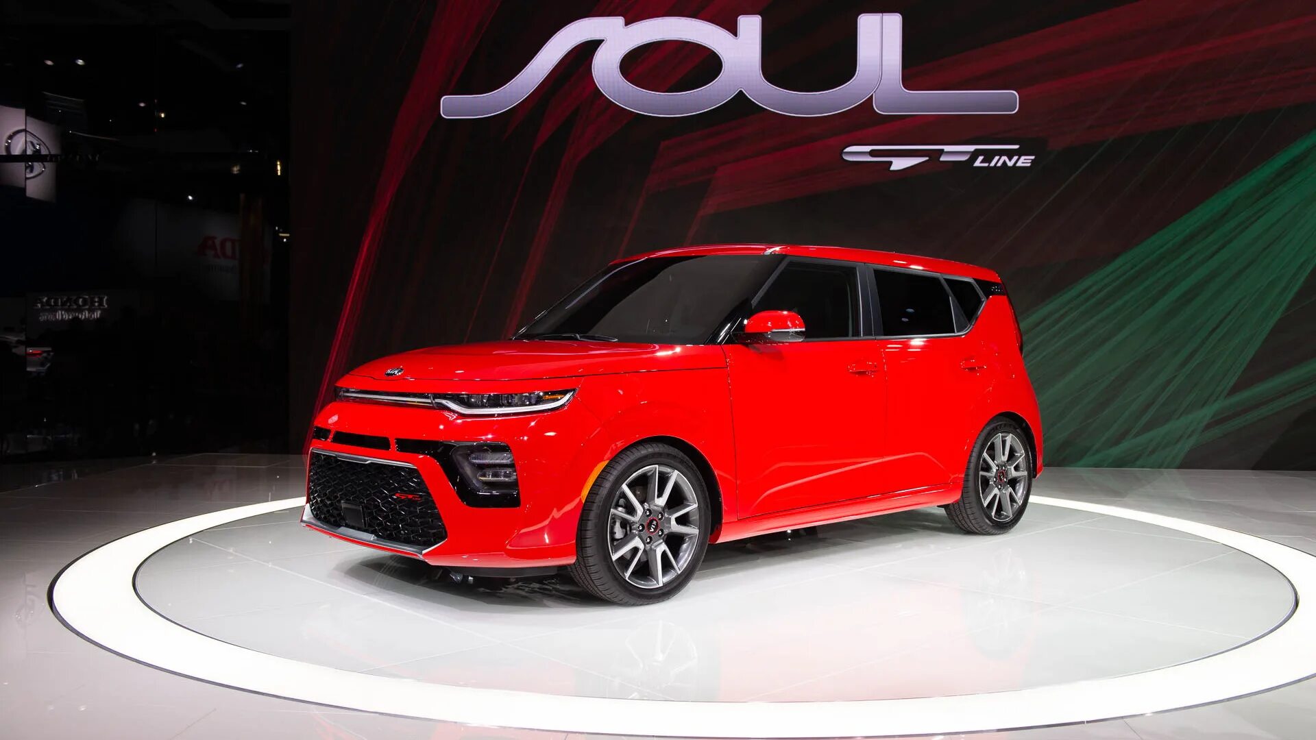 Киа 2021 фото 2020 Kia Soul shocks at LA Auto Show, EV option revealed with 64-kwh battery