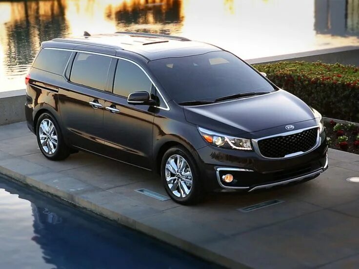 Киа 8 местная цена фото 7 Best Minivans For The Money For 2015 Mini van, Best family cars, Family car