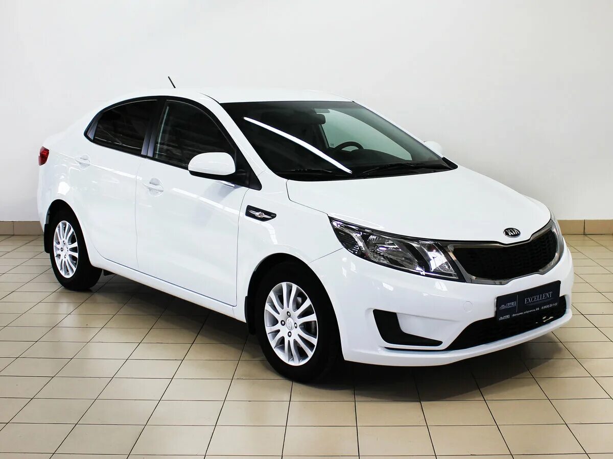 Киа белого цвета фото Купить б/у Kia Rio III 1.4 MT (107 л.с.) бензин механика в Волгодонске: белый Ки