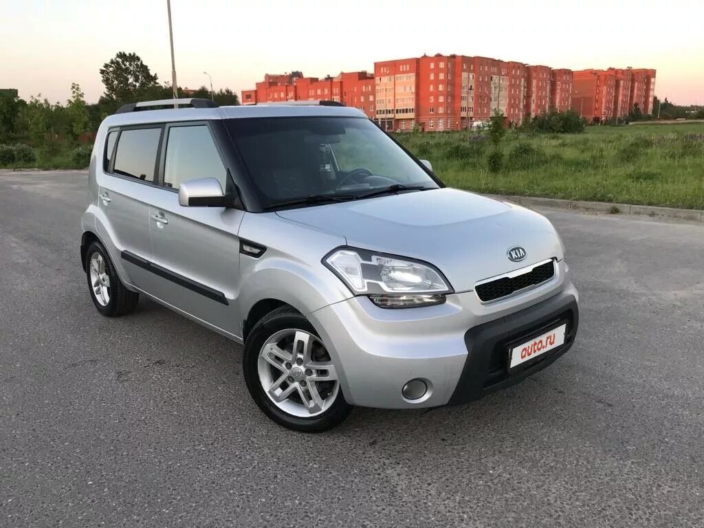 Киа джул фото Купить б/у Kia Soul I 1.6d AT (128 л.с.) дизель автомат в Ногинске: серебристый 