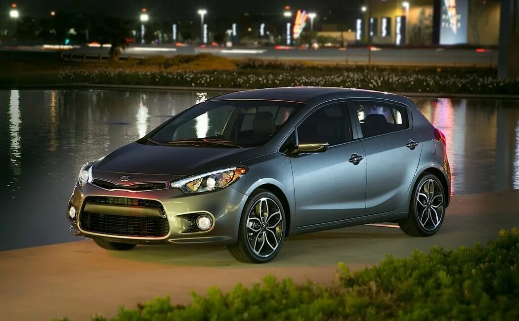 Киа форте фото Комплектация Kia Forte (2.0 AT, 173 л.с.), 2 поколение (2013 - 2016), Седан Auto