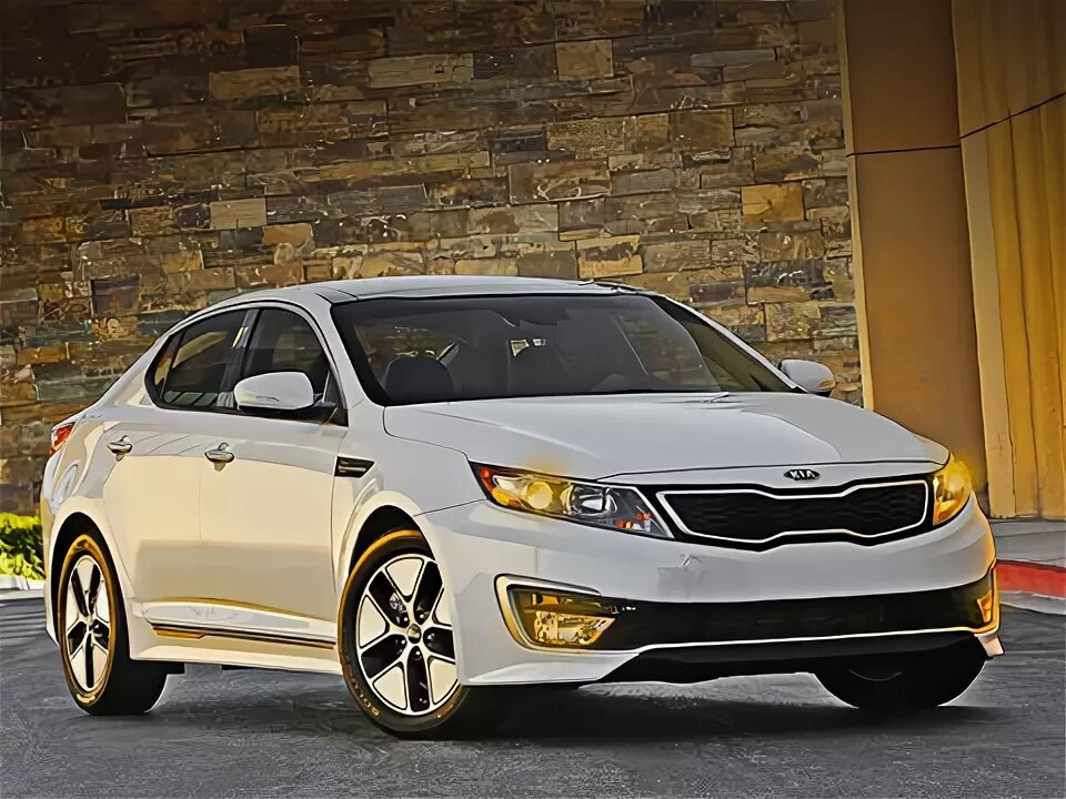 Киа фото 2011 Бензоэлектрический седан Kia Optima Hybrid будет продаваться в США - ДРАЙВ