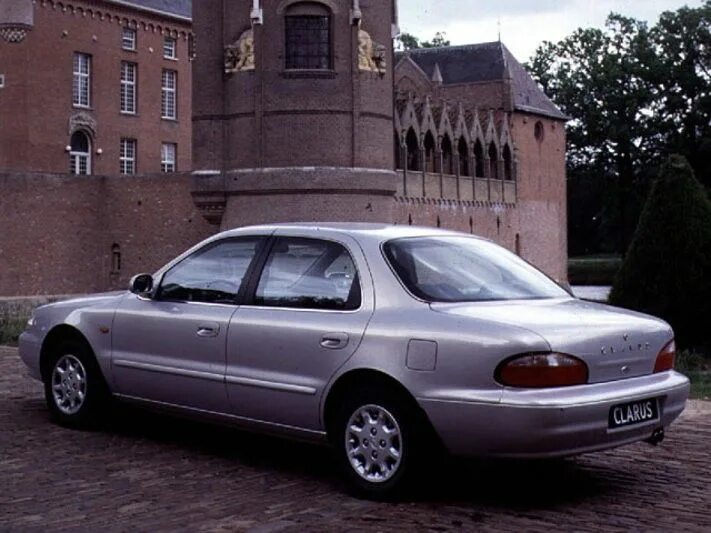 Киа фото старое Kia Clarus '1996–98 Kia, Suv, Car