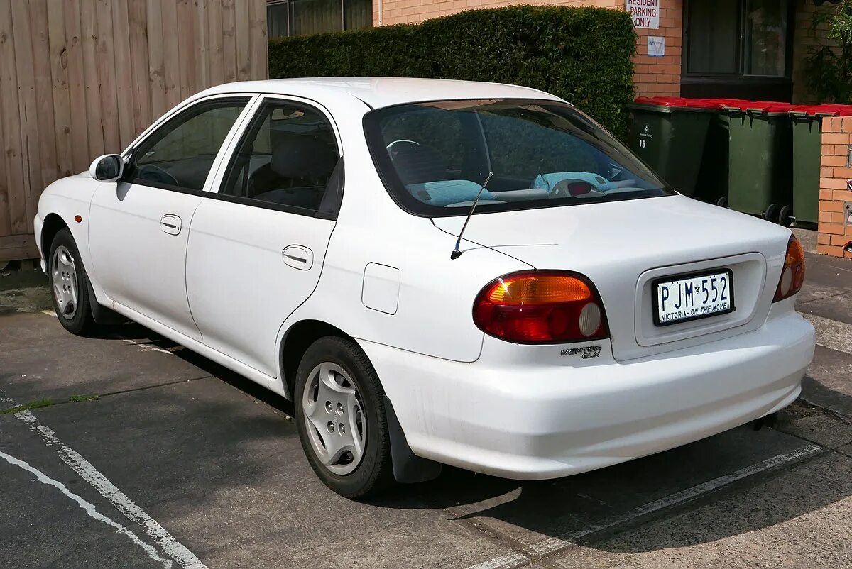 Киа фото старое Plik:1998 Kia Mentor GLX sedan (2015-11-11).jpg - Wikipedia, wolna encyklopedia