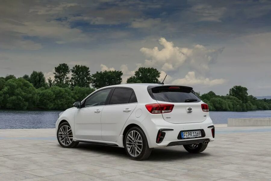 Киа gt line фото Kia Rio GT-Line в кузове YB 2018 года выпуска для рынка Всего мира и стран с пра