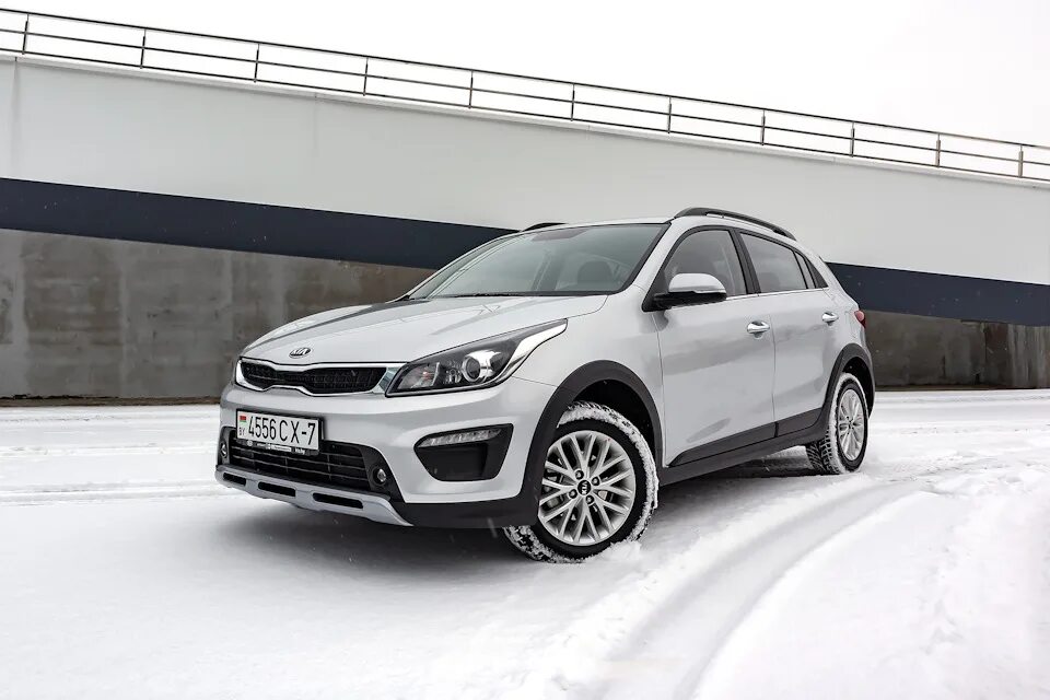 Киа х фото Городской зимний фотосет - KIA Rio X-Line, 1,6 л, 2019 года фотография DRIVE2