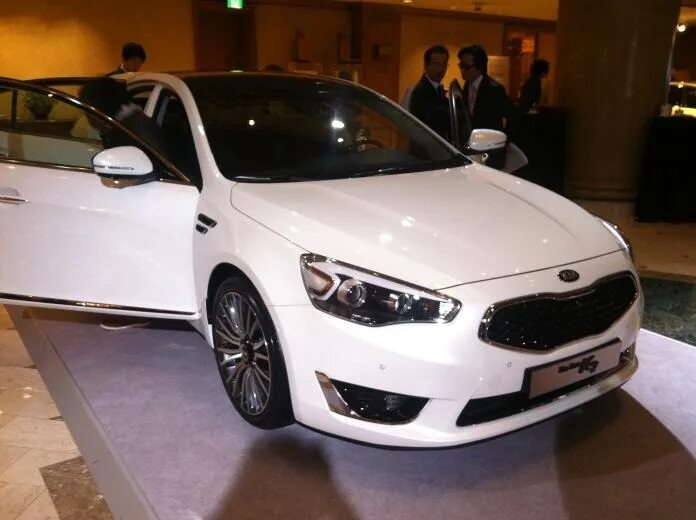 Киа к 7 фото Обновленный седан Kia K7/Cadenza 2013 модельного года - Major Auto - Новости