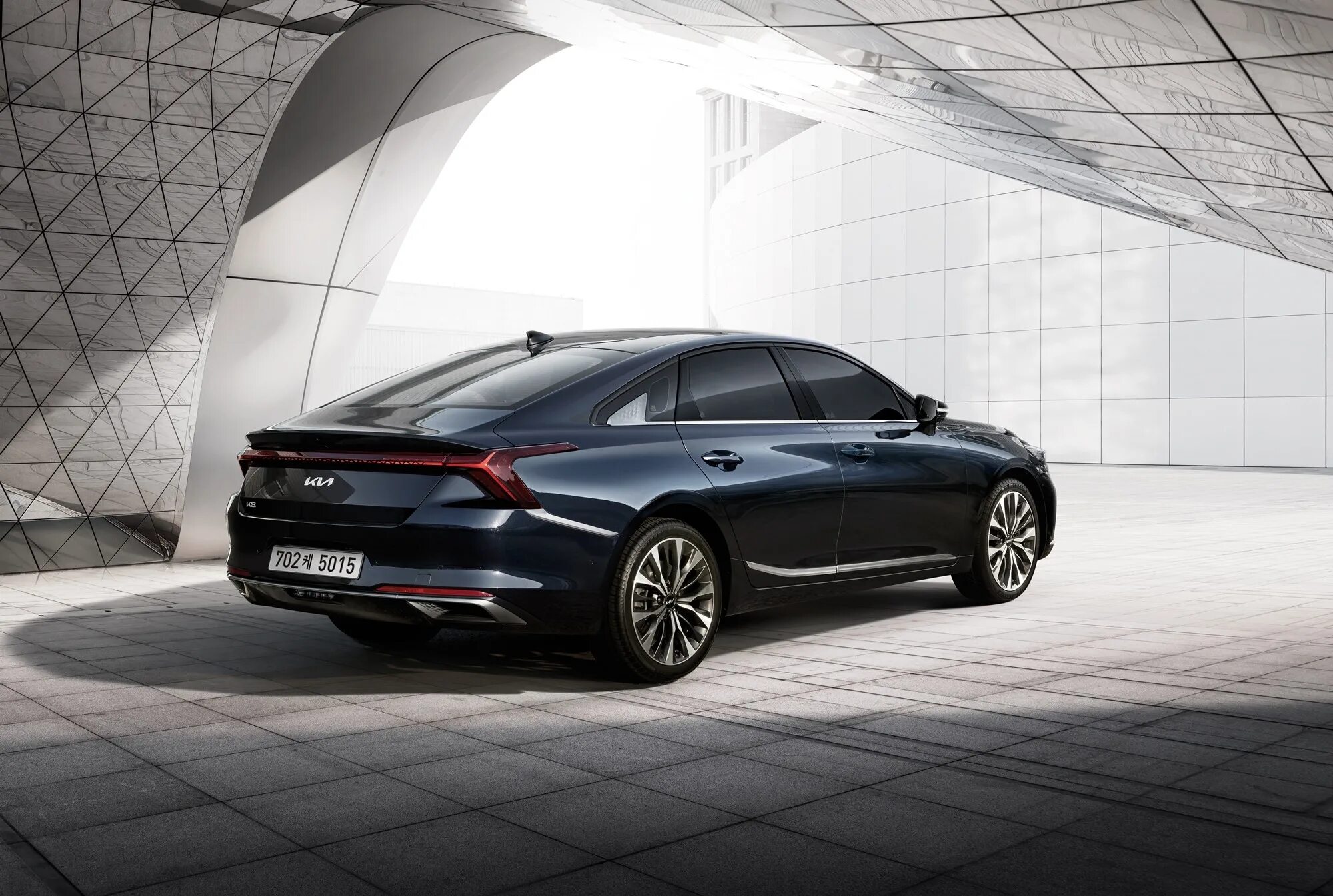 Киа к 8 2024 фото Kia Officially Releases All-New K8 in South Korea - Korean Car Blog